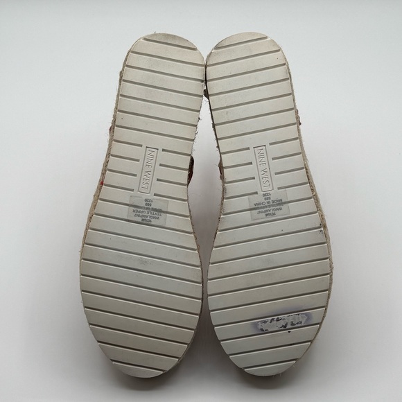Nine West Glampin Red Bandana Print Espadrille Wedge Sandals Women 10.5M - Picture 10 of 11